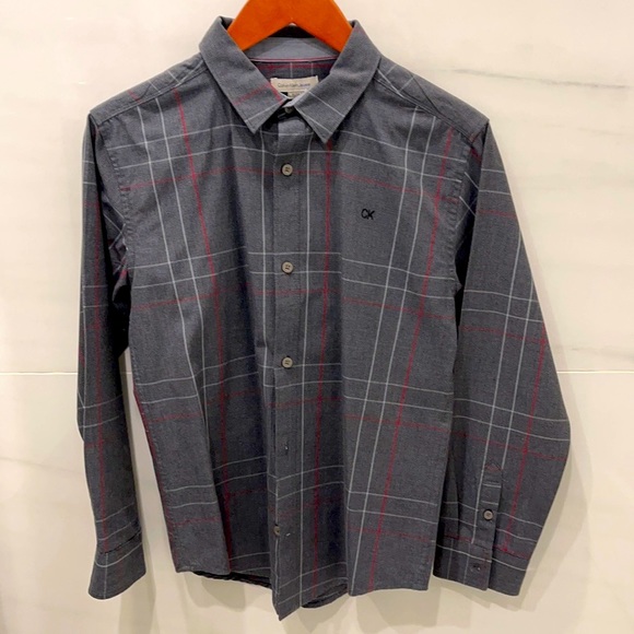 Boys CK Button Down in Large size 14/16 - Picture 1 of 3